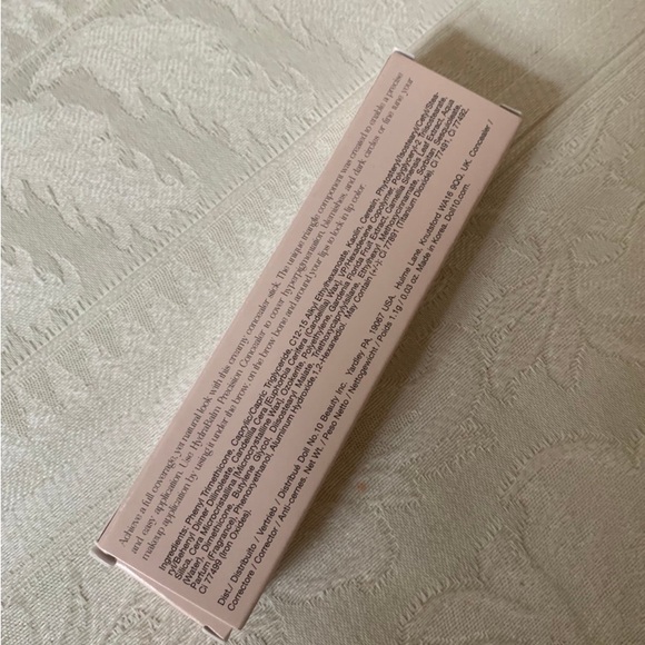 Doll10 Hydra Balm Precision Concealer in Medium BNIB - Picture 4 of 9